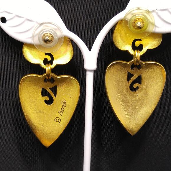 Vintage Berebi Cream Enamel Heart Drop Earrings 1980s Signed - Picture 3 of 10